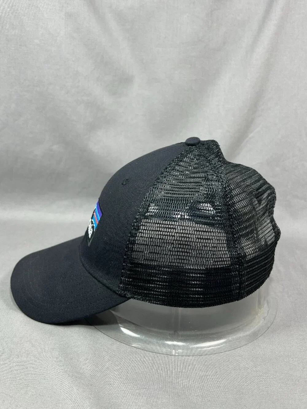 Patagonia P6 Trucker Hat Snapback Black Mesh Hiking Outdoor Adjustable Mens Cap